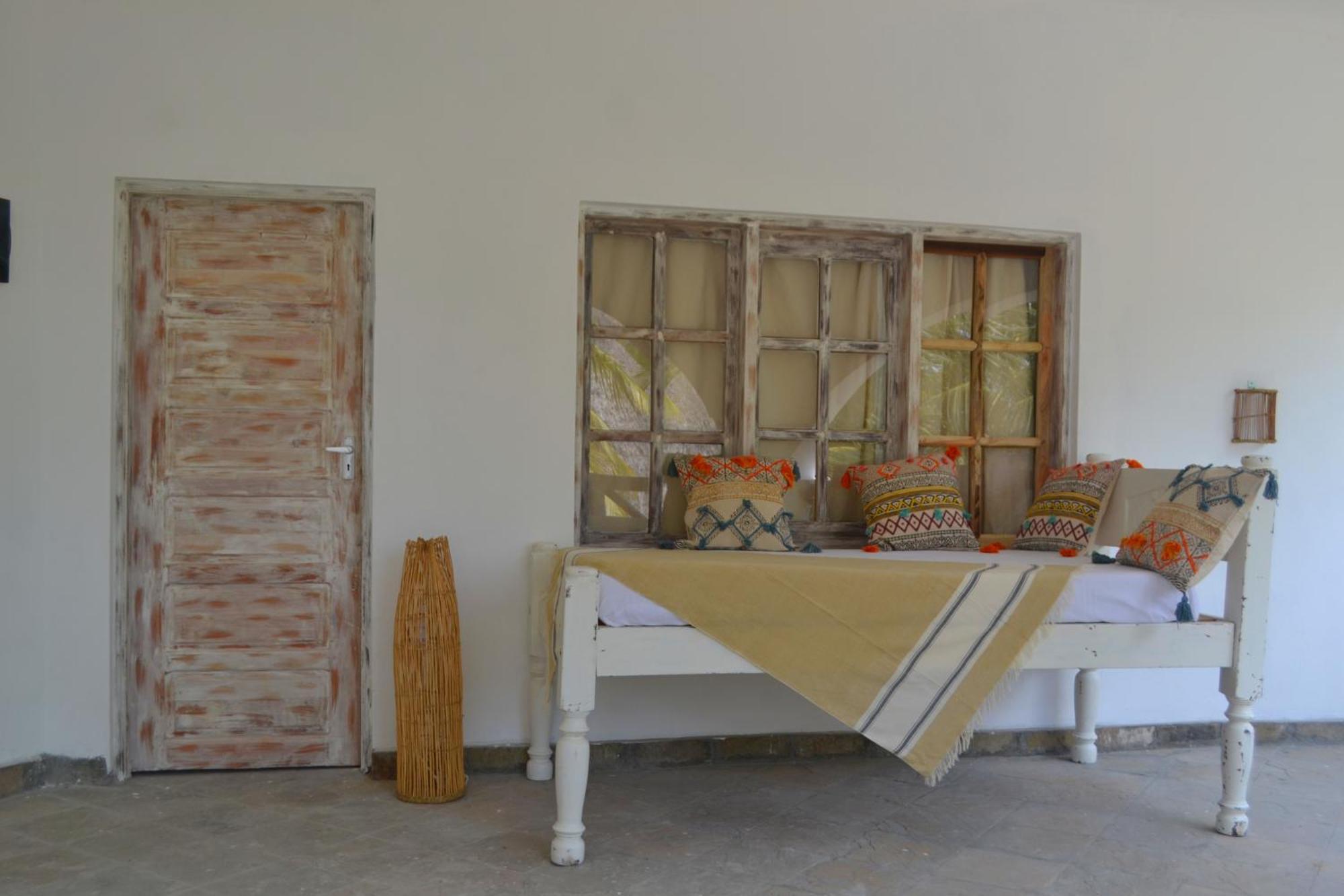 Aquarius Club Hotel Watamu Buitenkant foto